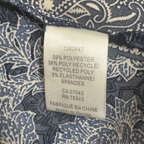 Cupcakes and Cashmere Blue Patchwork Paisley Floral Print Button Up Shirt Medium - Picture 4 of 9